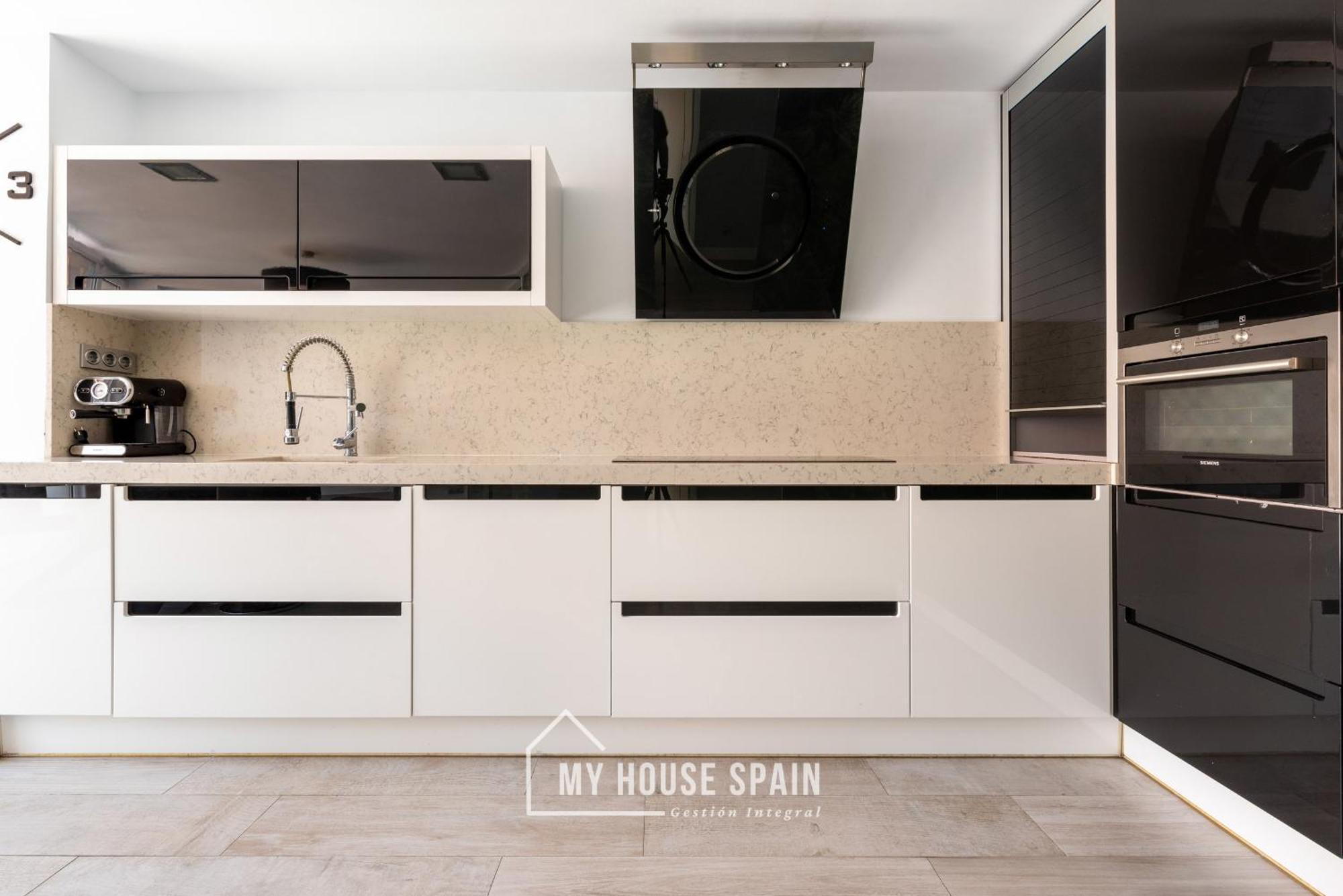 Myhousespain - Espacioso Piso Con Parking Apartment